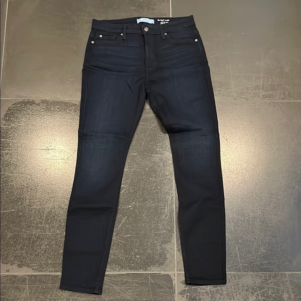 7 for all Mankind
Dark wash Skinny Denim
